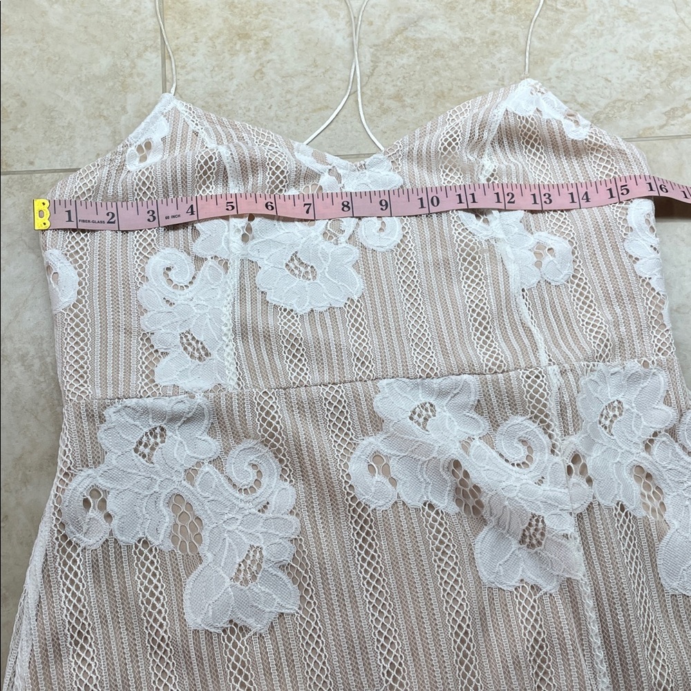 Lovers + Friends Dress Size M Lace Fringe Nude White Floral Mesh Spaghetti Vneck - Picture 11 of 13